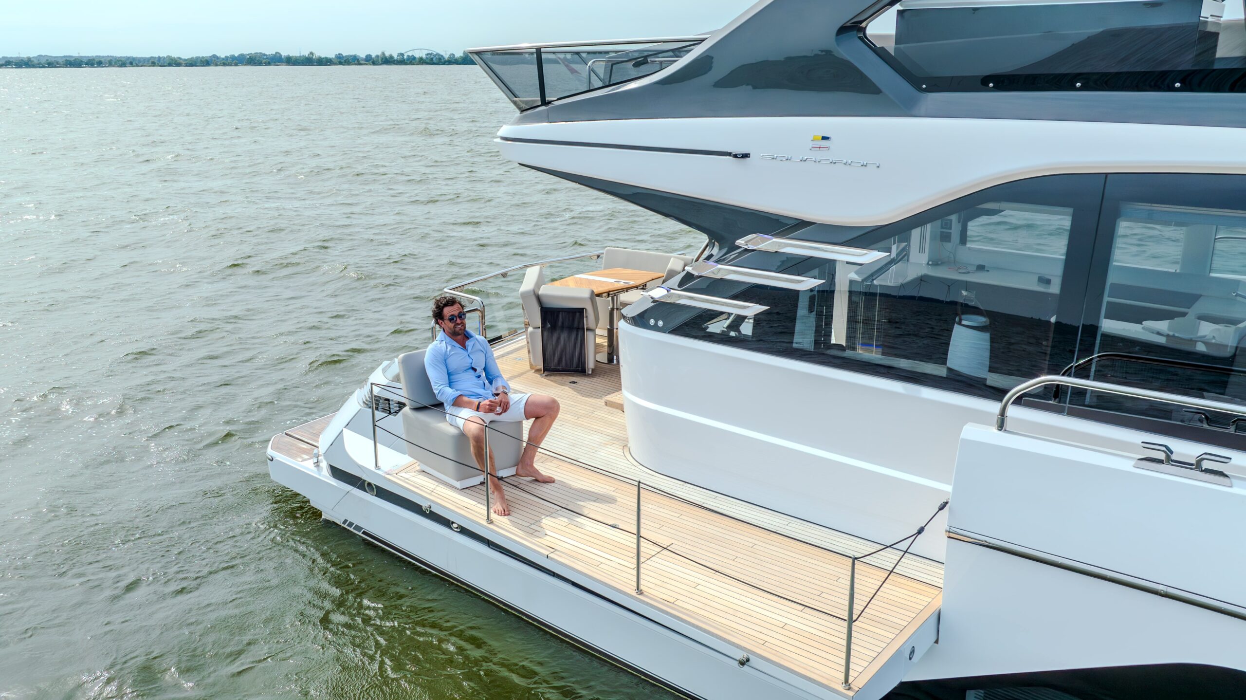 foto: 4 Fairline Squadron 58