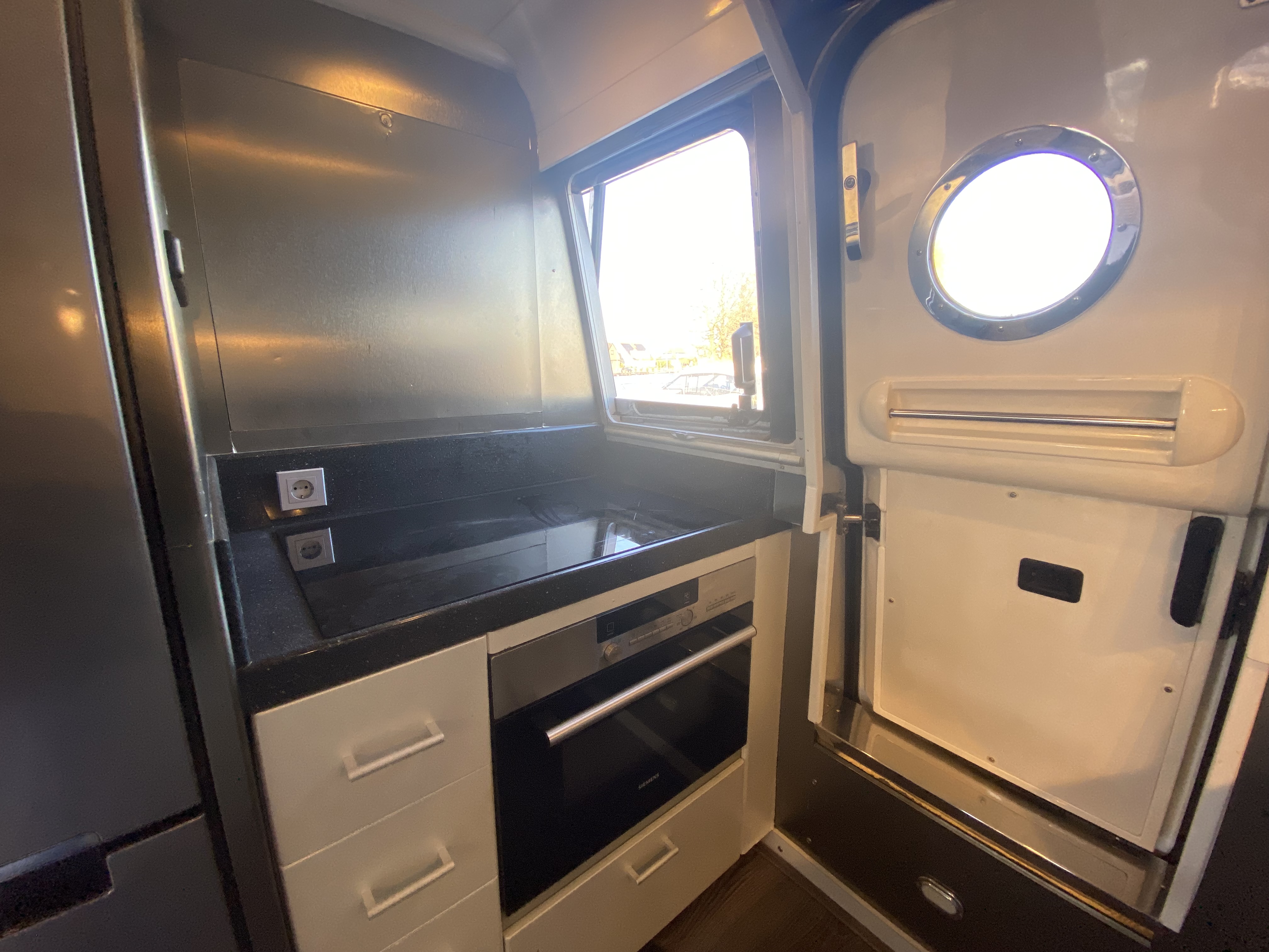 foto: 6 Fairline Squadron 62