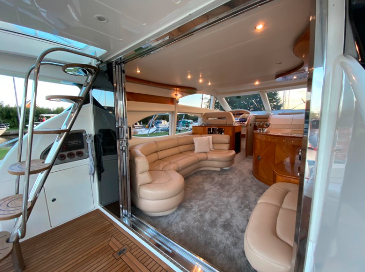 foto: 6  Azimut 52   Flybridge 