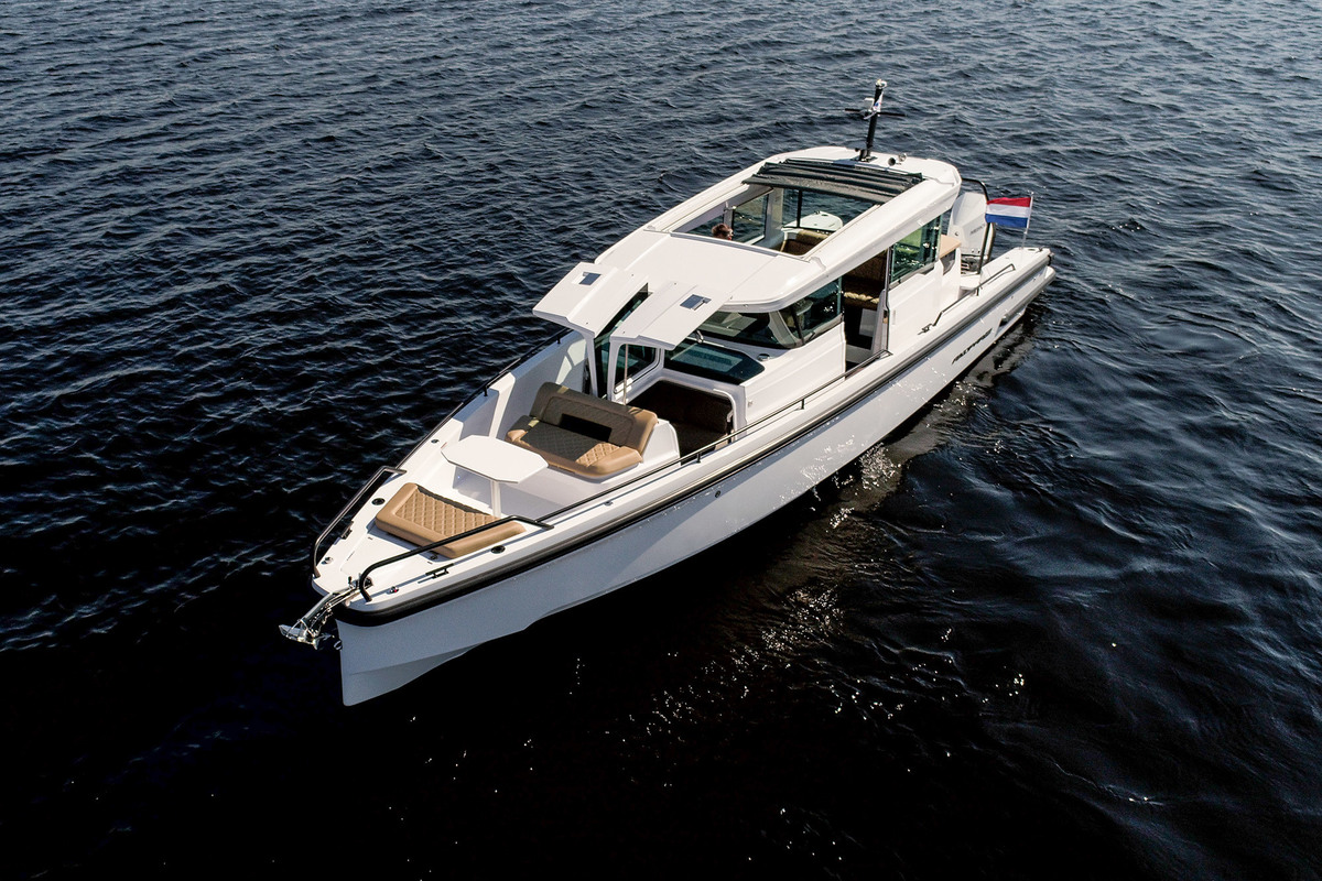 foto: 6 Axopar 37 XC Cross Cabin