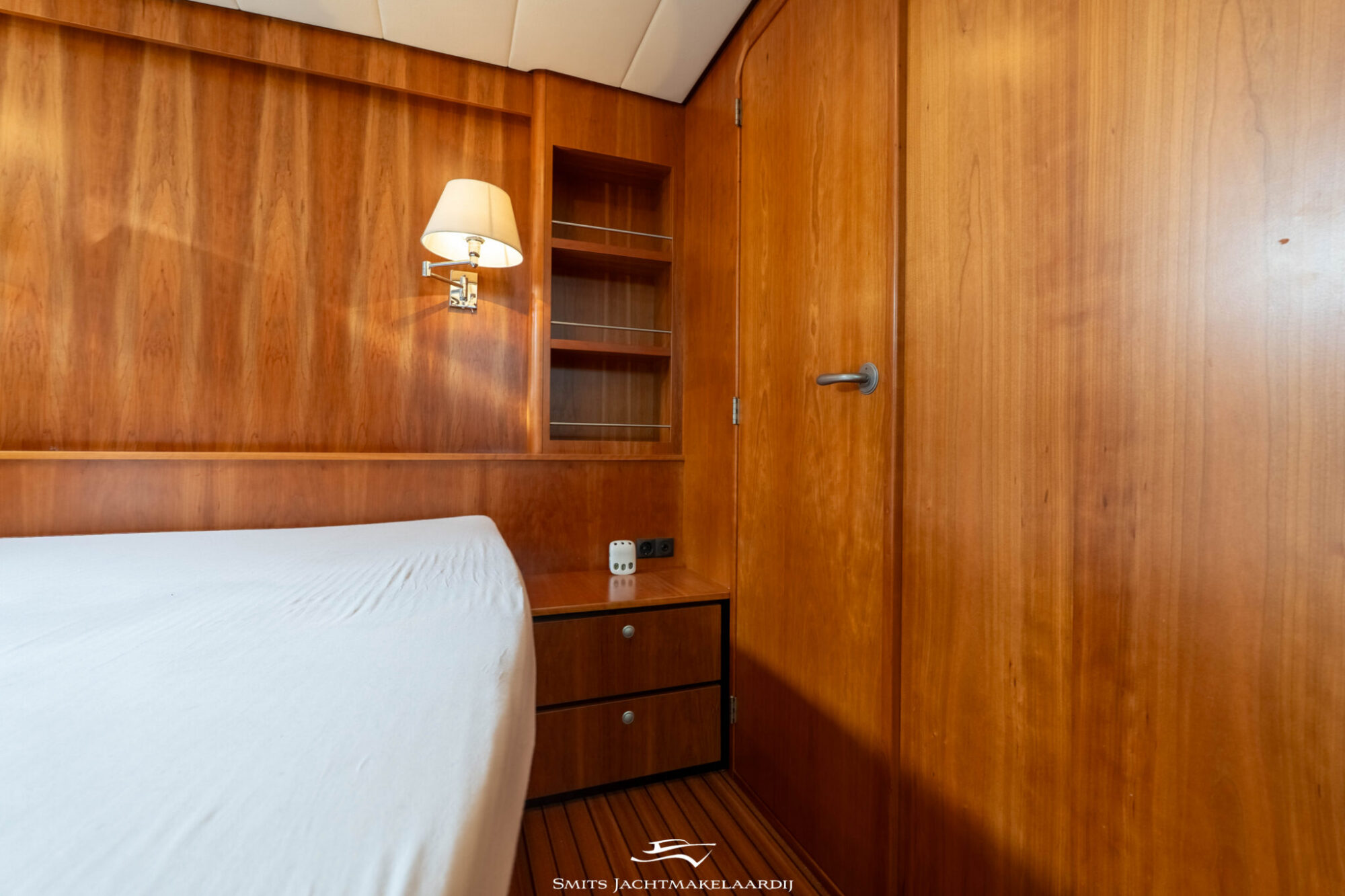 foto: 9 Linssen Linssen Grand Sturdy 43.9 AC
