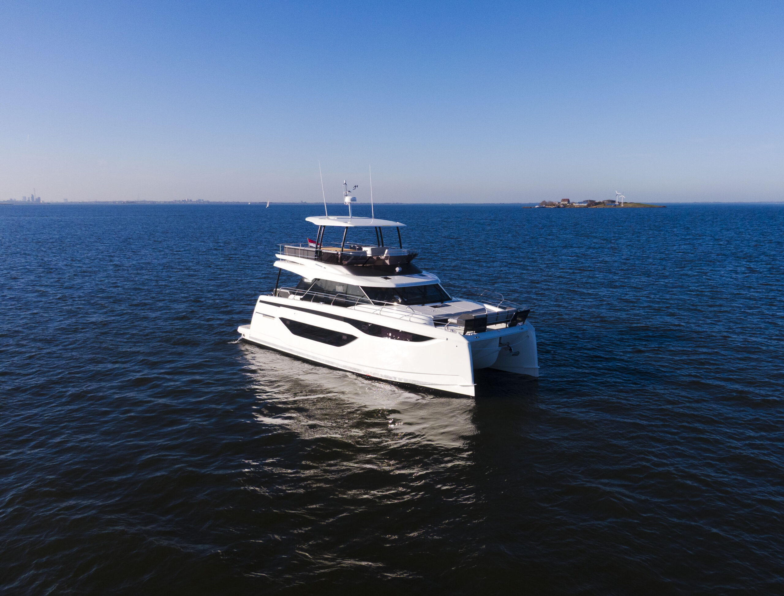 foto: 6 Prestige M48
