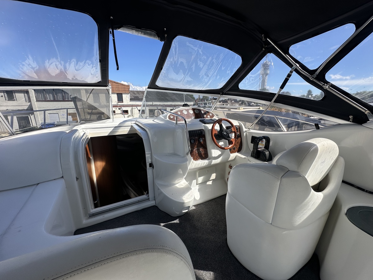 foto: 5 Sessa 34 Oyster 