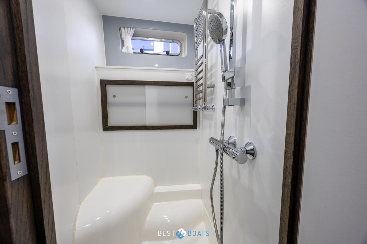 foto: 5 Jetten 44 AC-RS