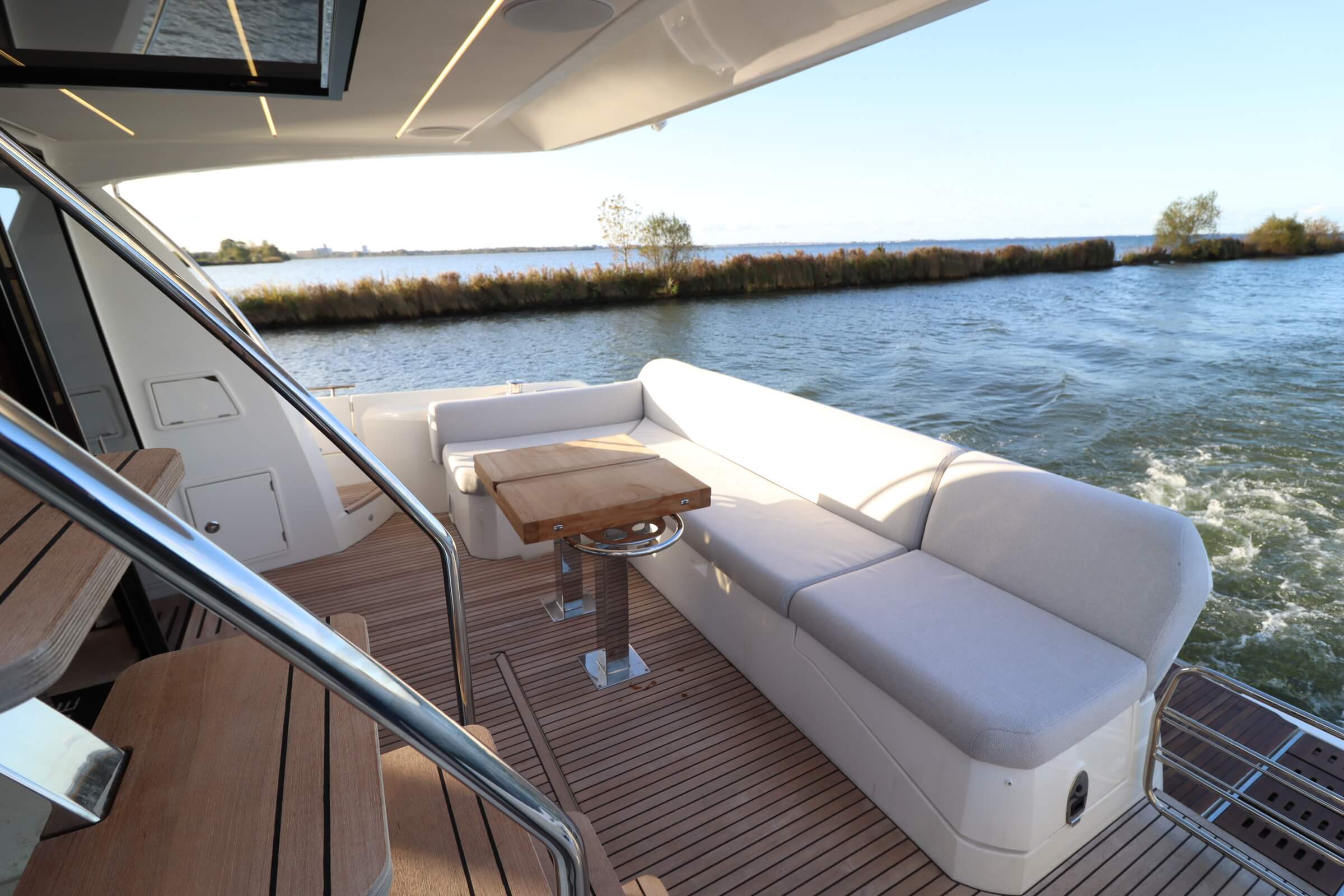 foto: 4 Prestige 590 Flybridge #64