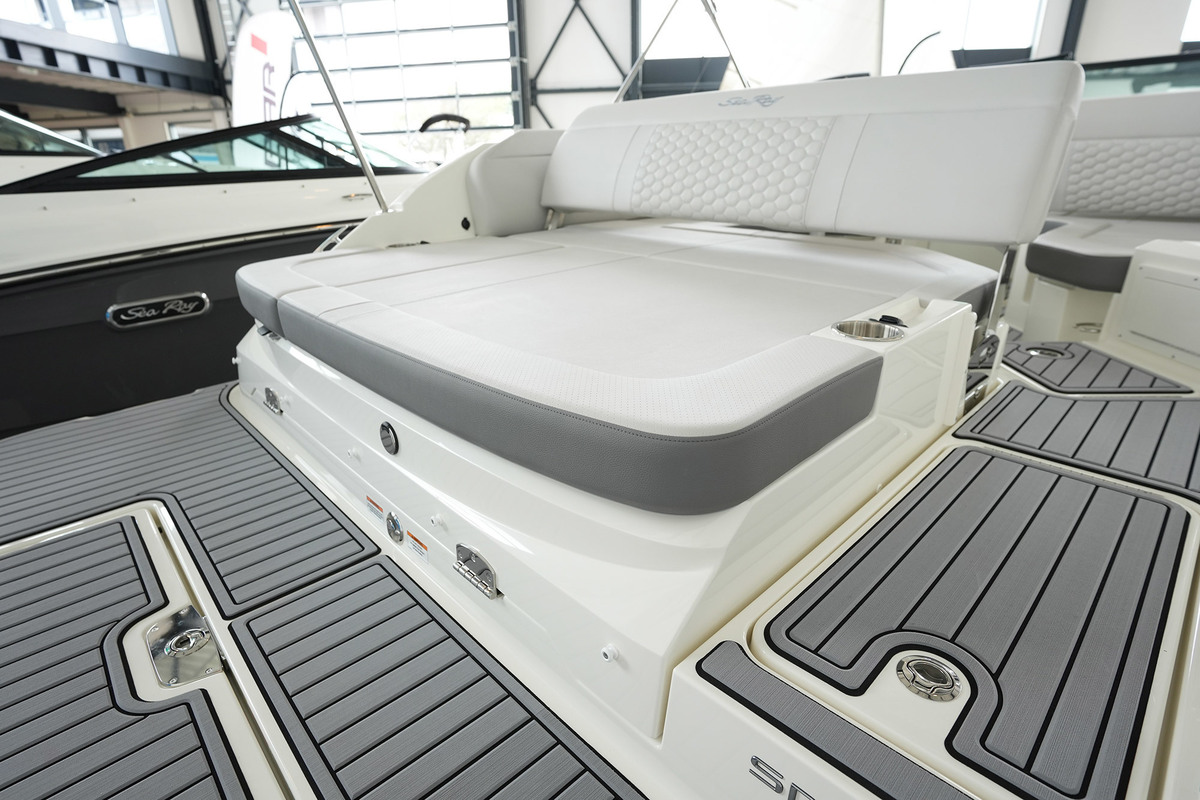 foto: 15 Sea Ray SDX 250