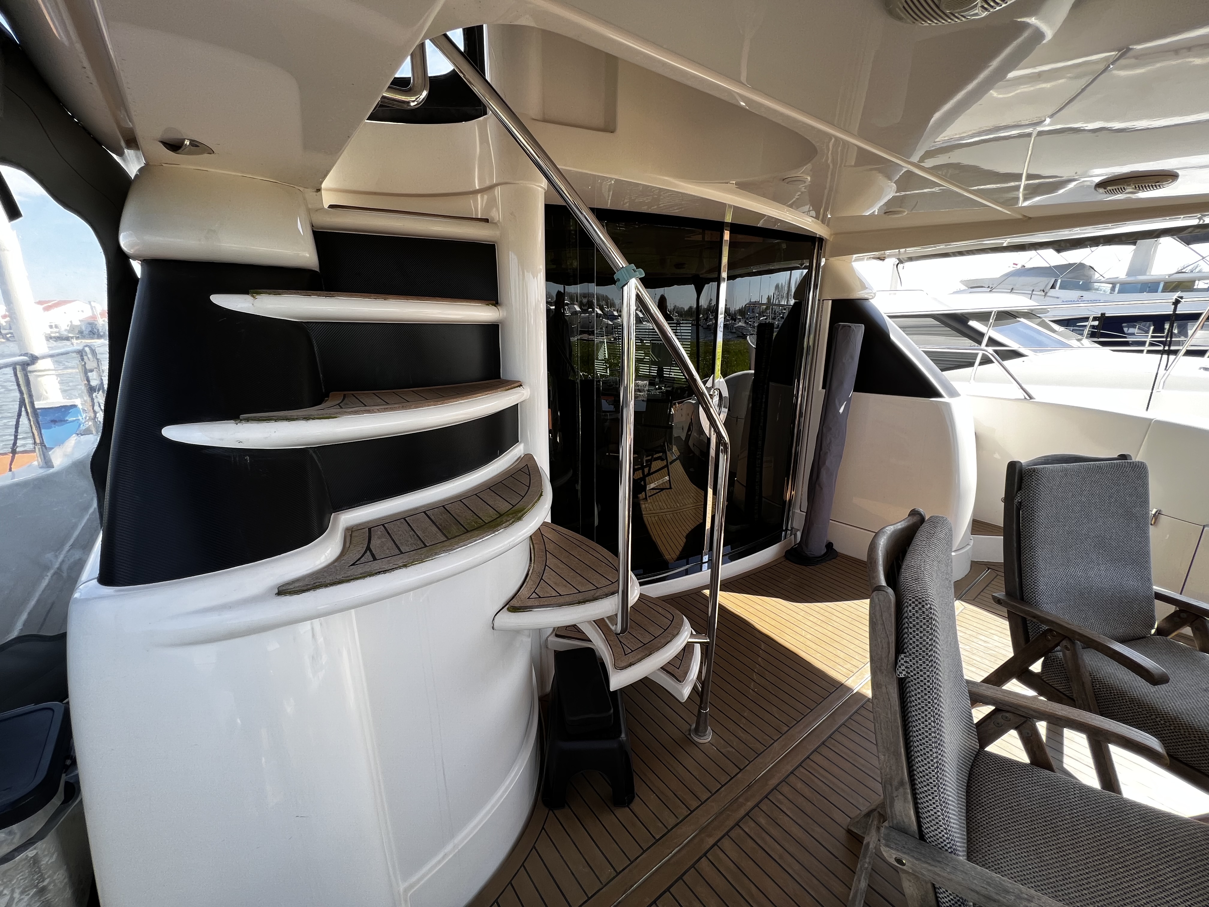 foto: 6 Ladenstein 72