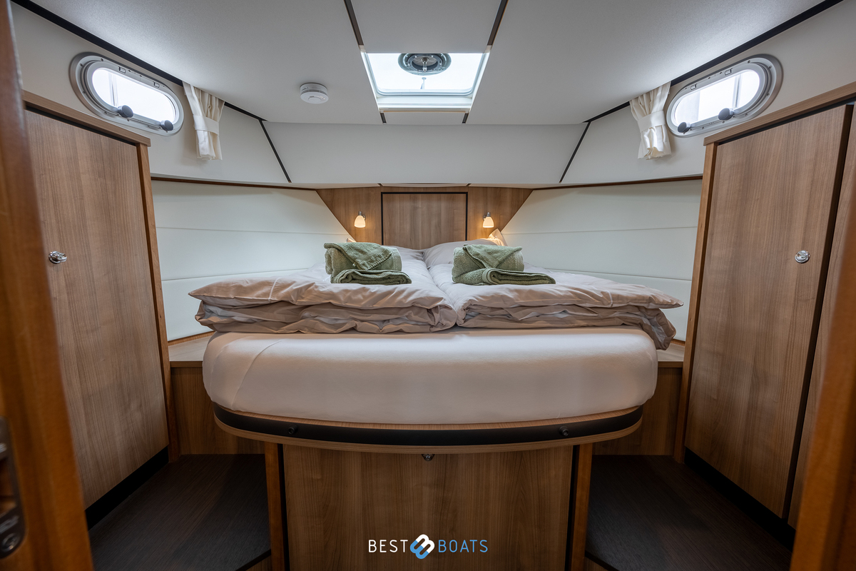 foto: 5 Linssen Grand Sturdy 35.0 AC INTERO