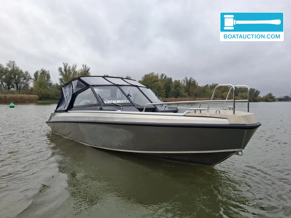 foto: 4 Buster Magnum