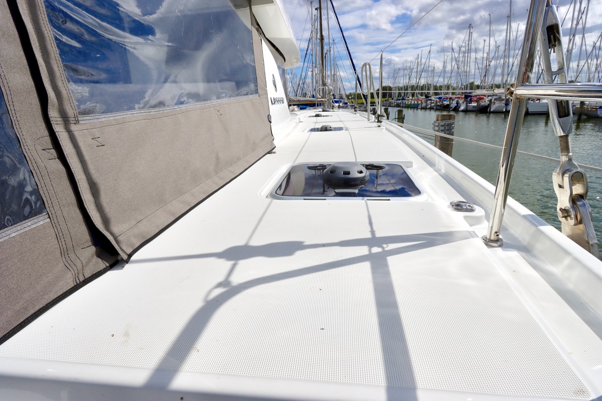 foto: 15 Lagoon 42 Full specs