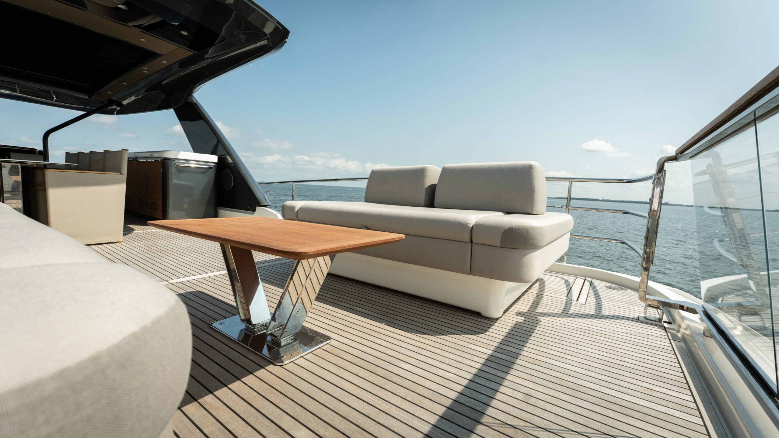 foto: 22 Prestige X70