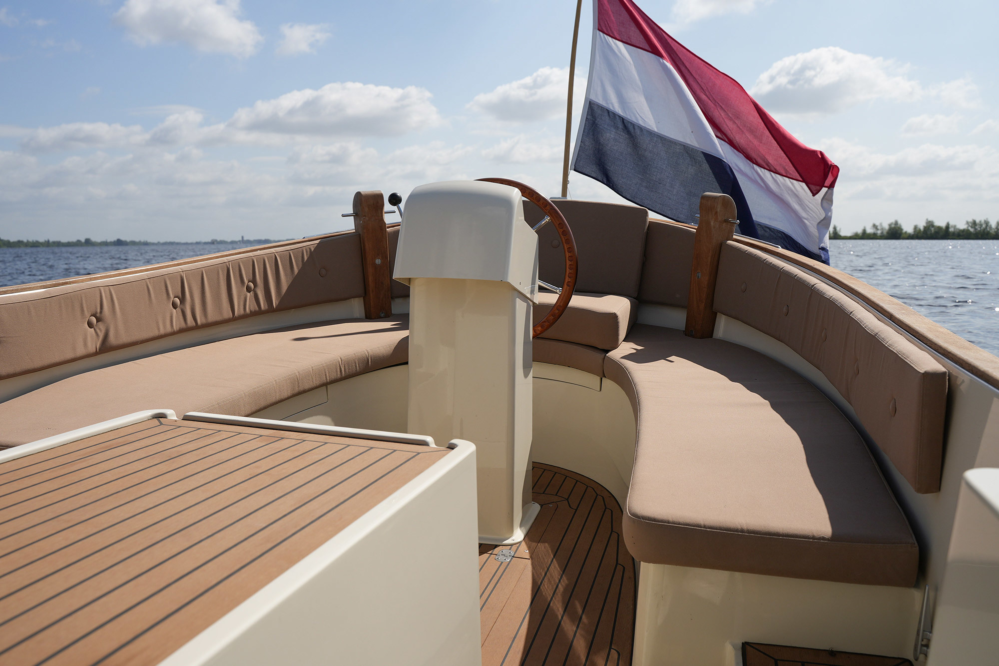 foto: 6 Van Wijk 621 PreTender