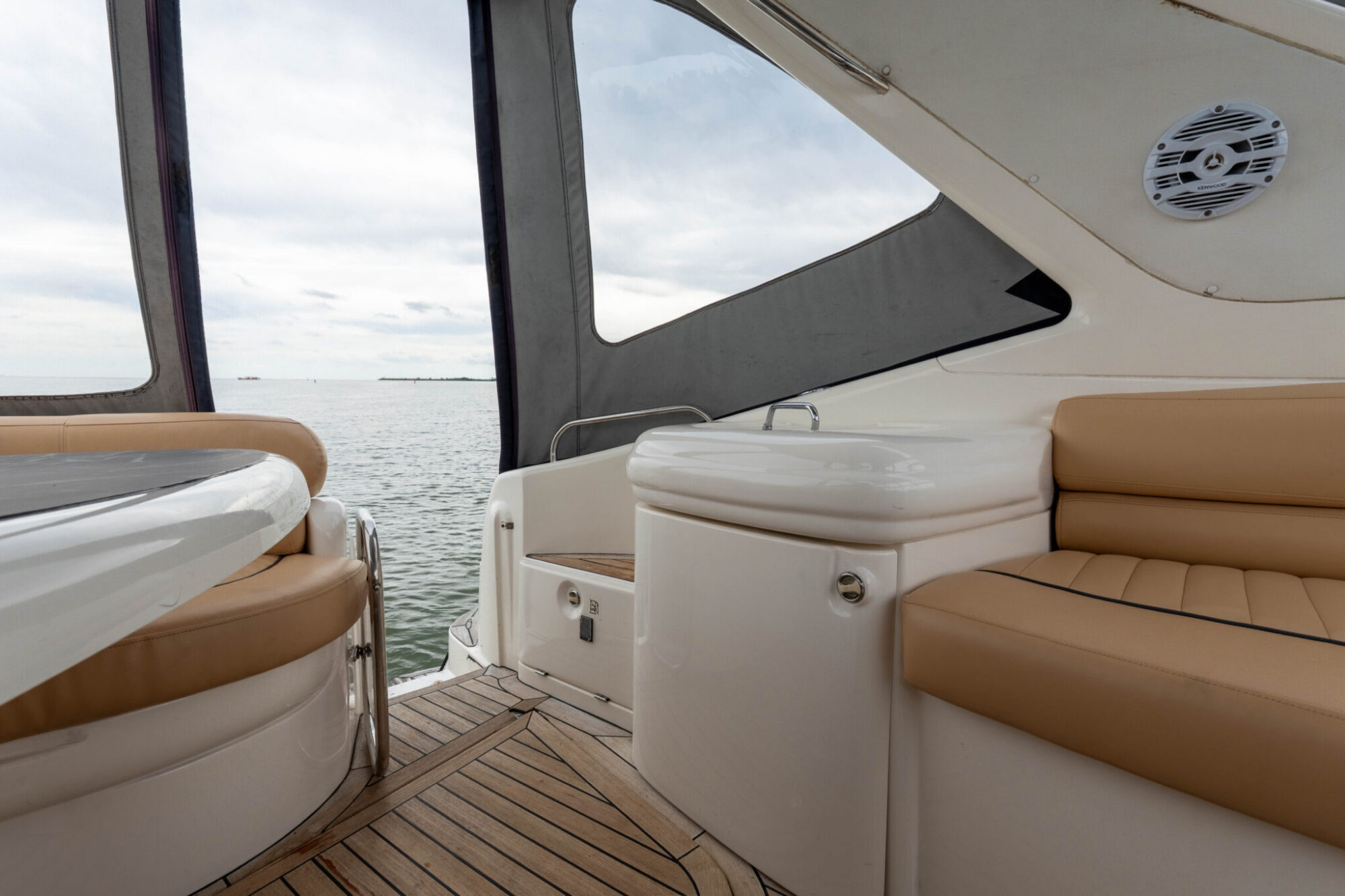 foto: 12 Sealine Sealine S37