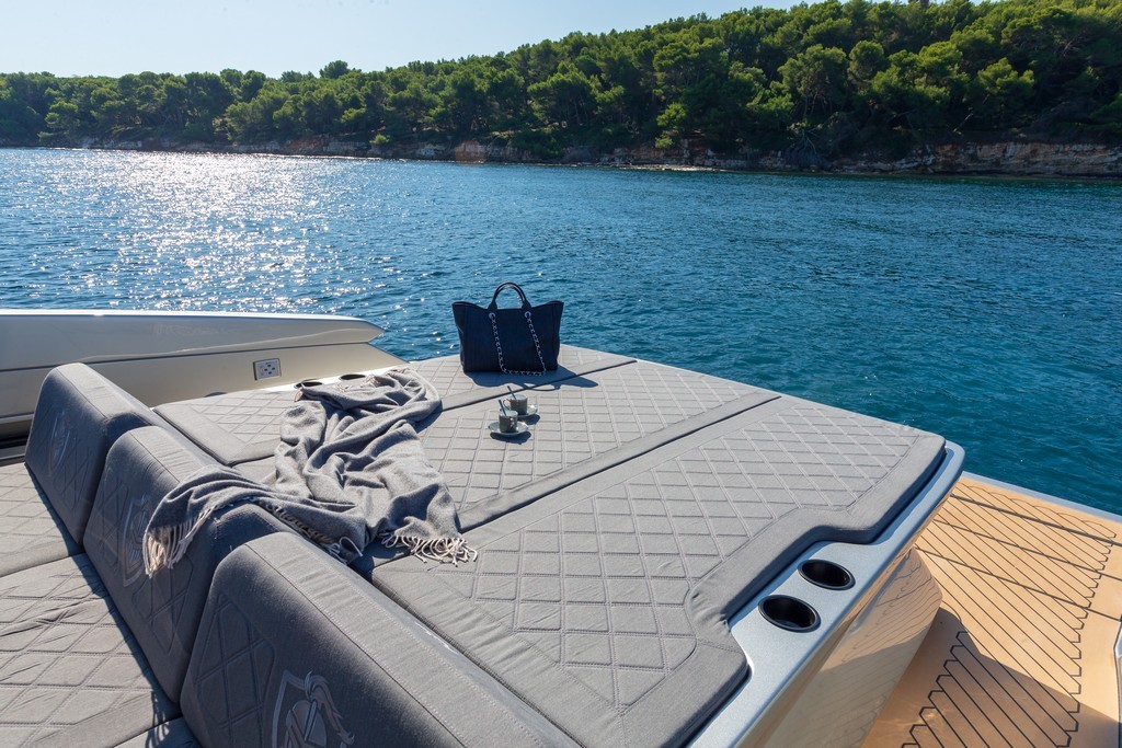 foto: 18 Canados Gladiator 493 Grand