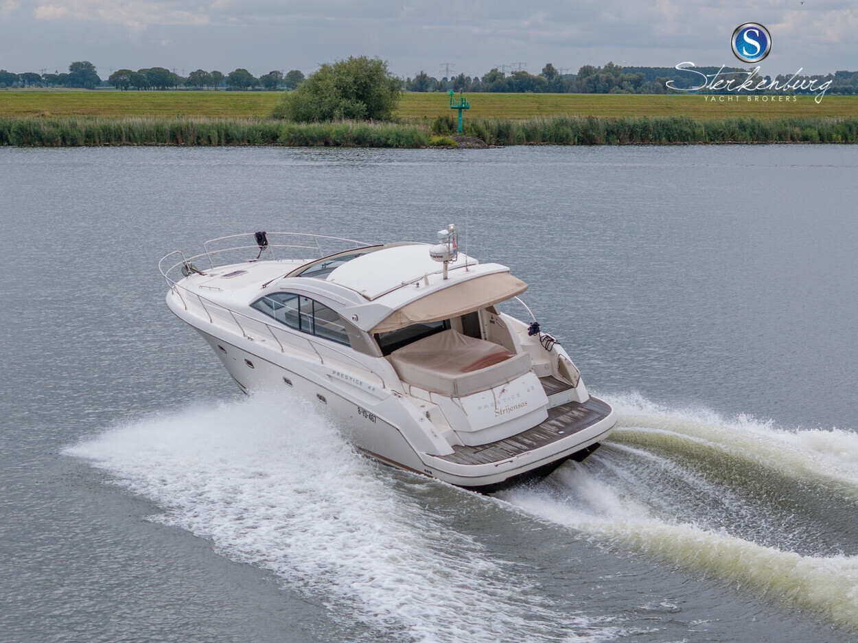 foto: 16 Jeanneau Prestige 42S