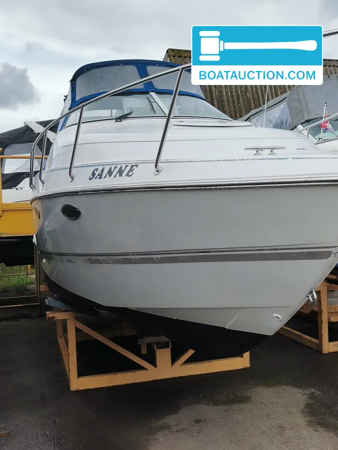 foto: 4 Chris Craft Crowne 262