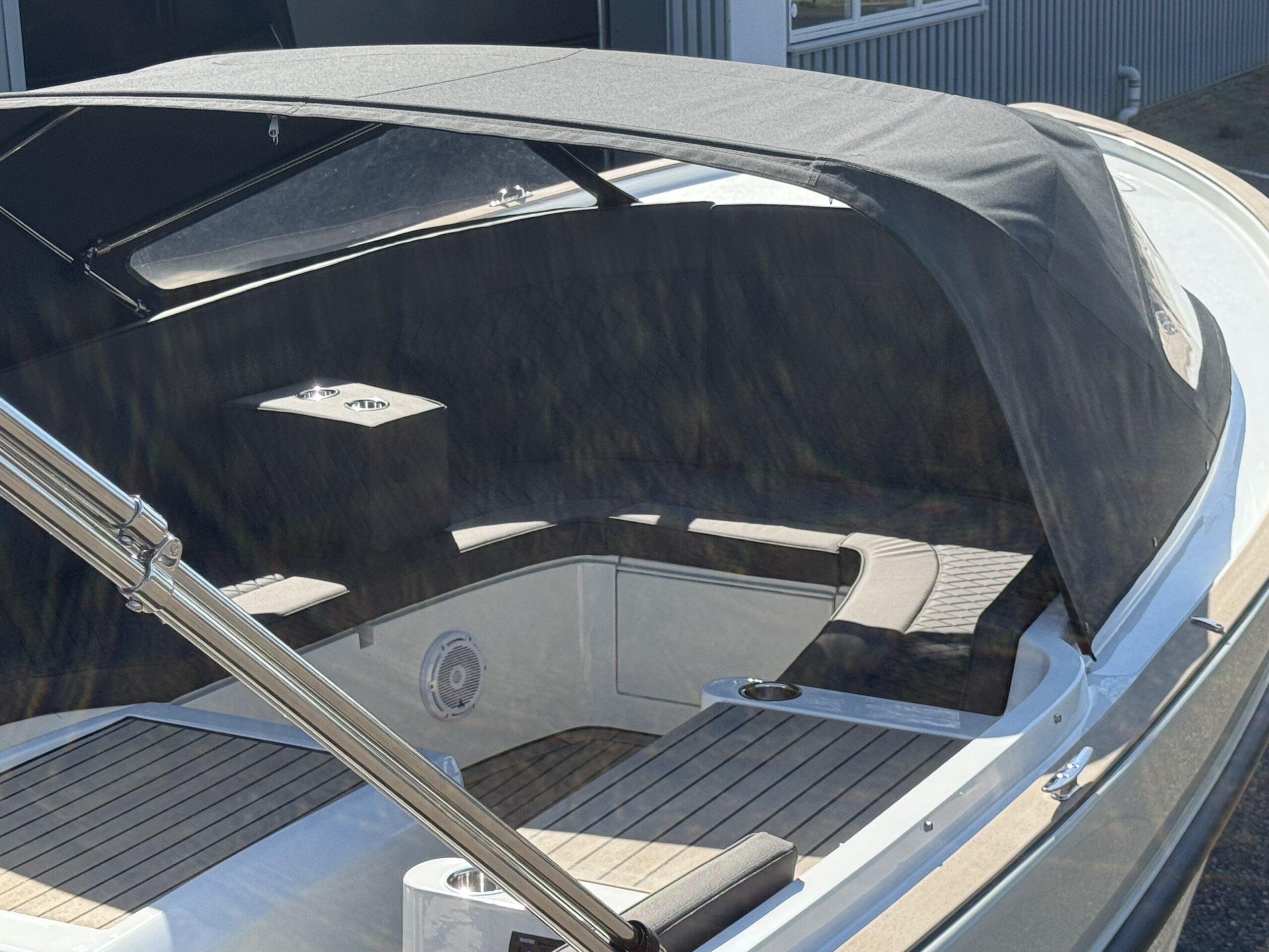 foto: 3 Antaris Sixty7 (op voorraad)