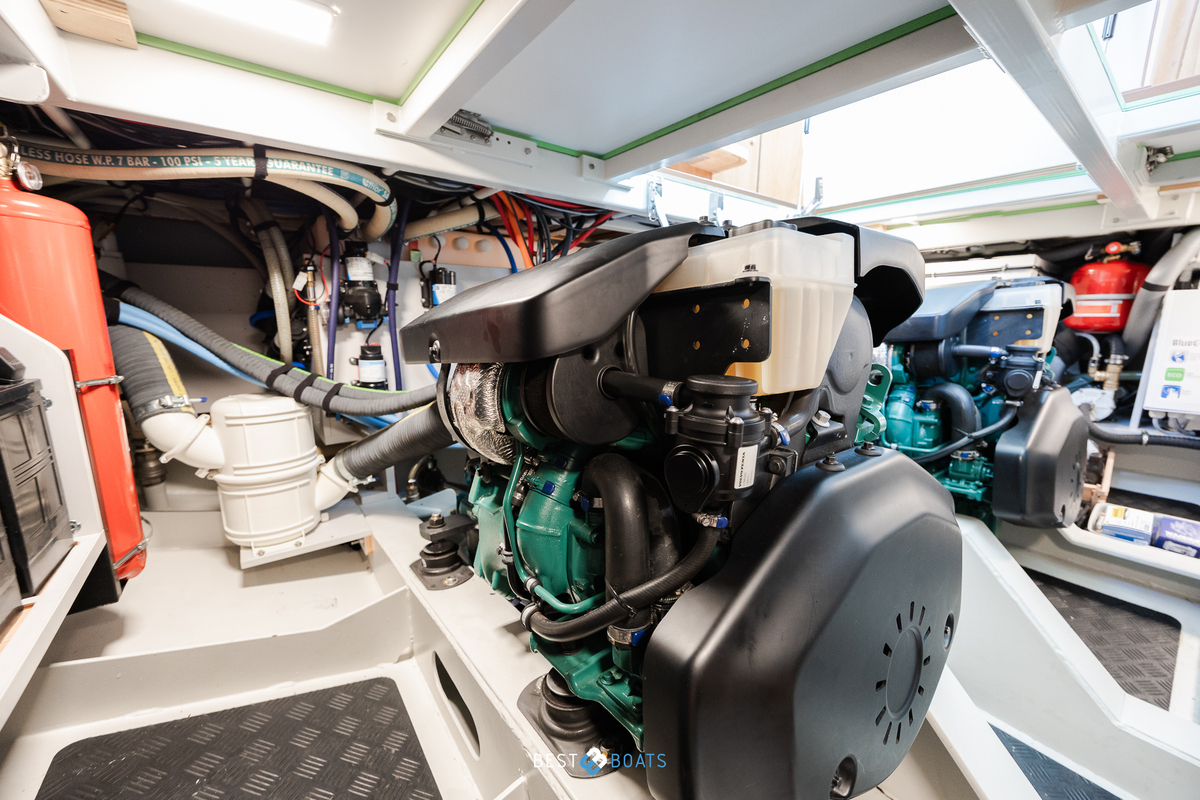 foto: 5 Linssen Grand Sturdy 450 AC Variotop