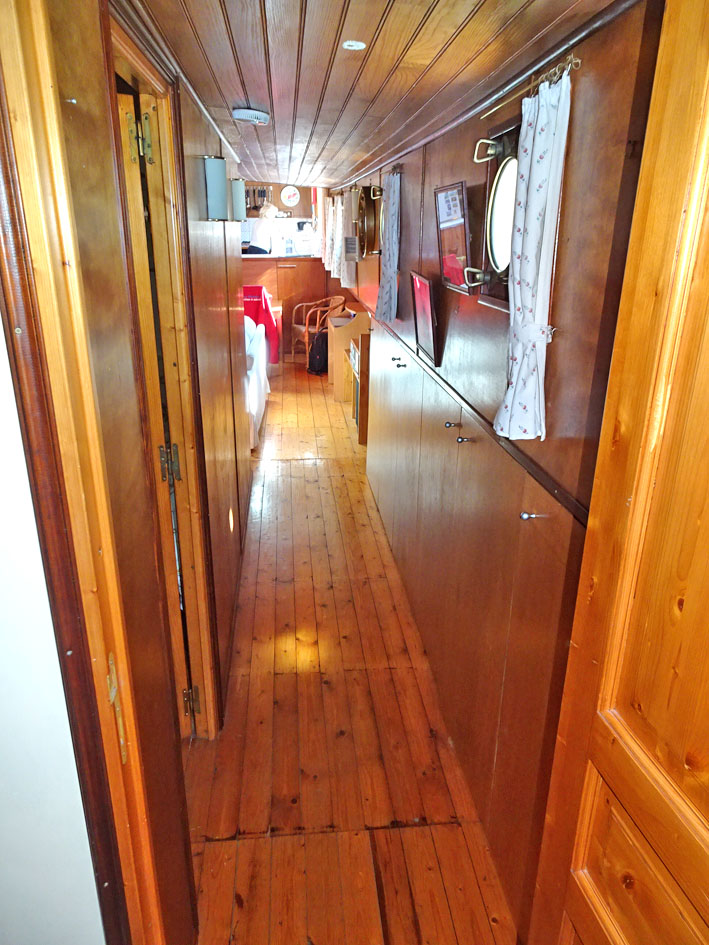 foto: 10 Katwijker 26.13 Varend Woonschip met CBB