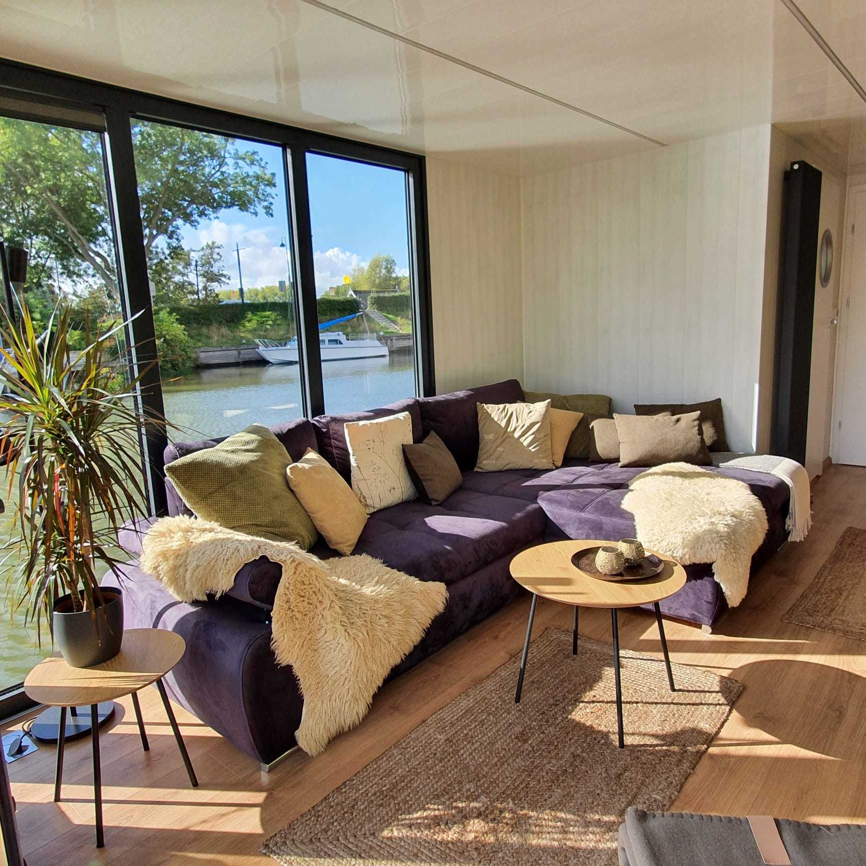 foto: 5 Campi 400 Houseboat