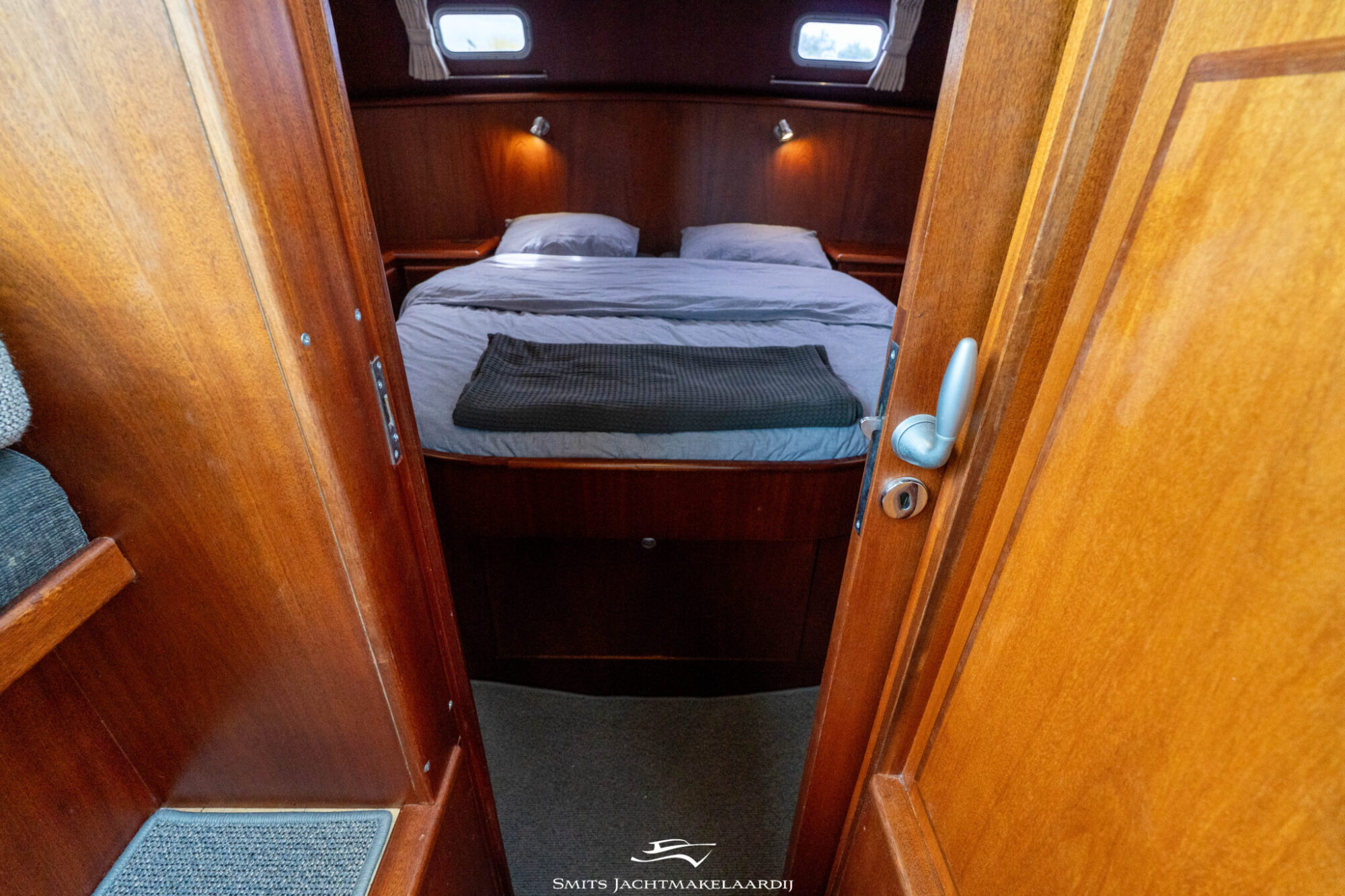 foto: 8 Jetten Jetten Bully 9.60 AK