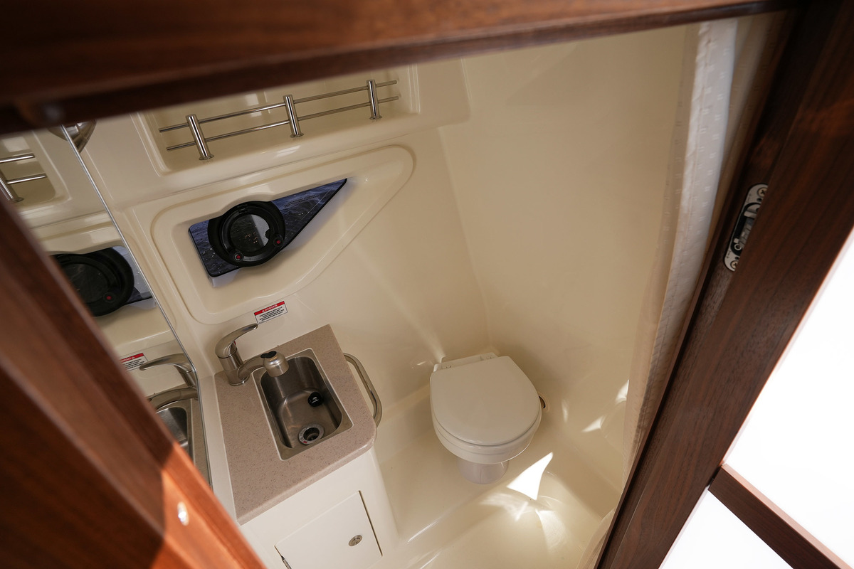 foto: 12 Sea Ray Sundancer 265