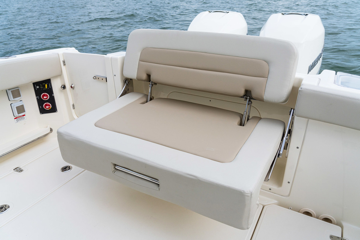 foto: 5 Boston Whaler 280 Vantage