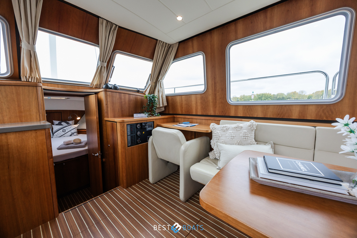 foto: 6 Linssen Grand Sturdy 34.9 AC