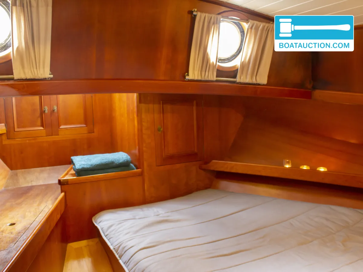 foto: 5 Zeeschouw Platbodem