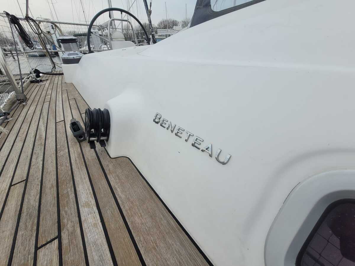 foto: 6 Beneteau Oceanis 54
