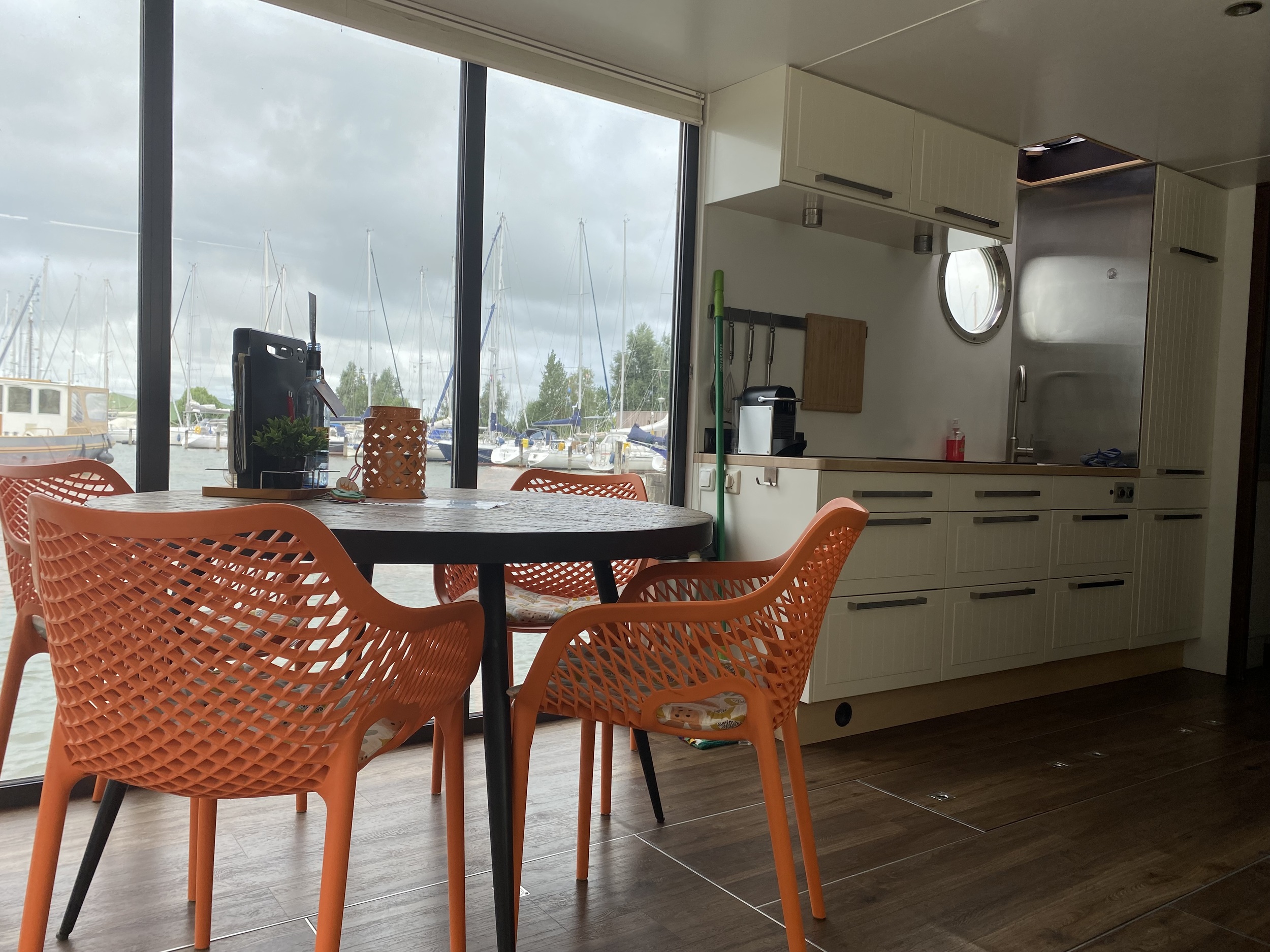 foto: 4 La Mare Houseboat Met Ligplaats Model DFS Aluminium