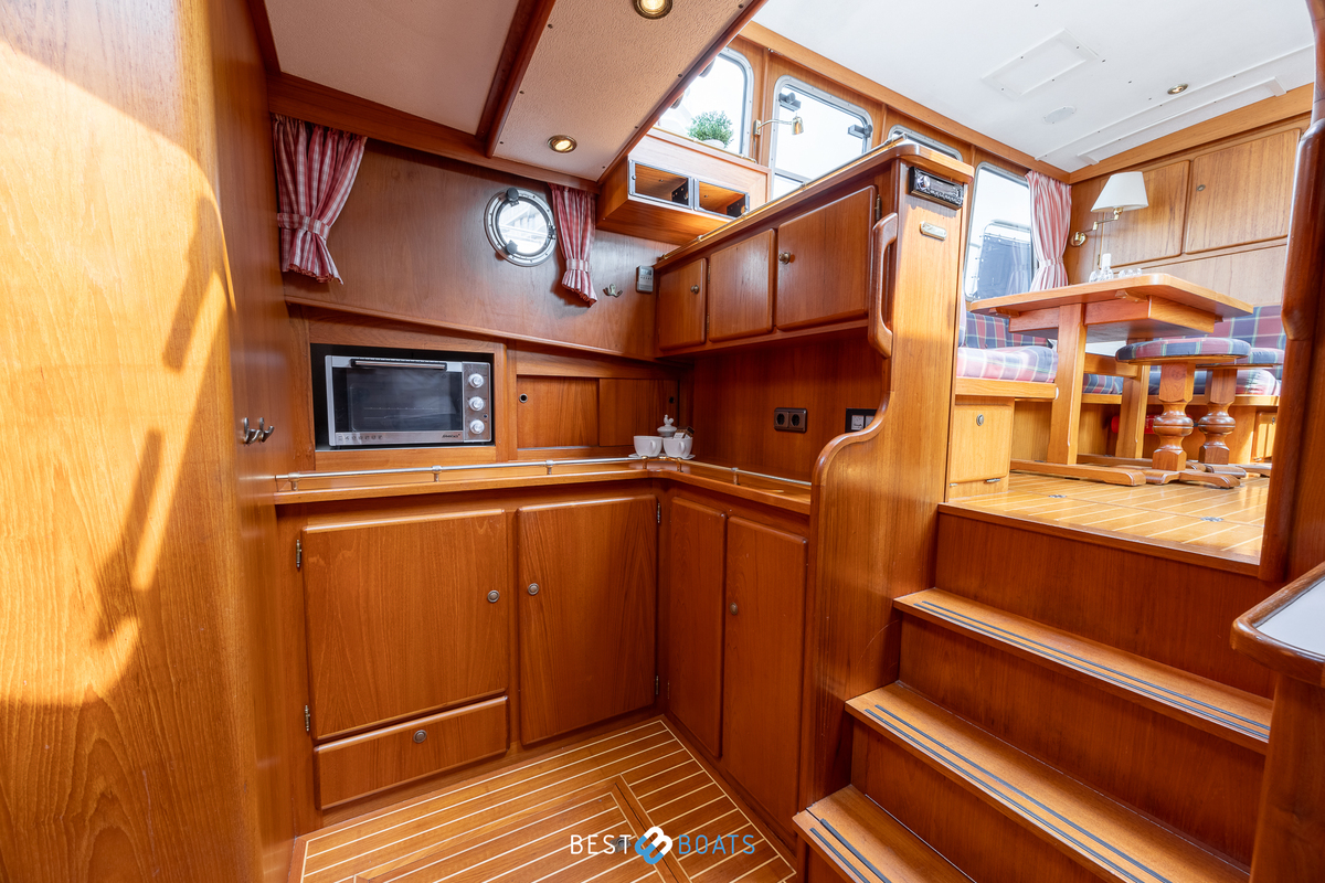 foto: 8 Linssen Classic Sturdy 400 AC Twin