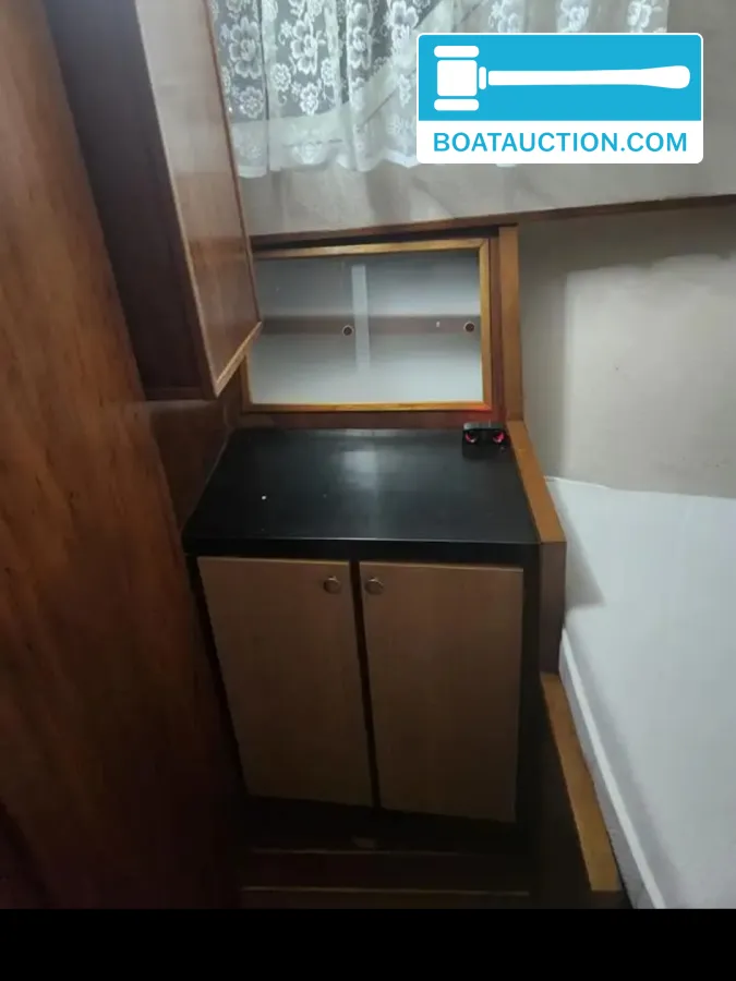 foto: 6 Chris Craft Commander 37