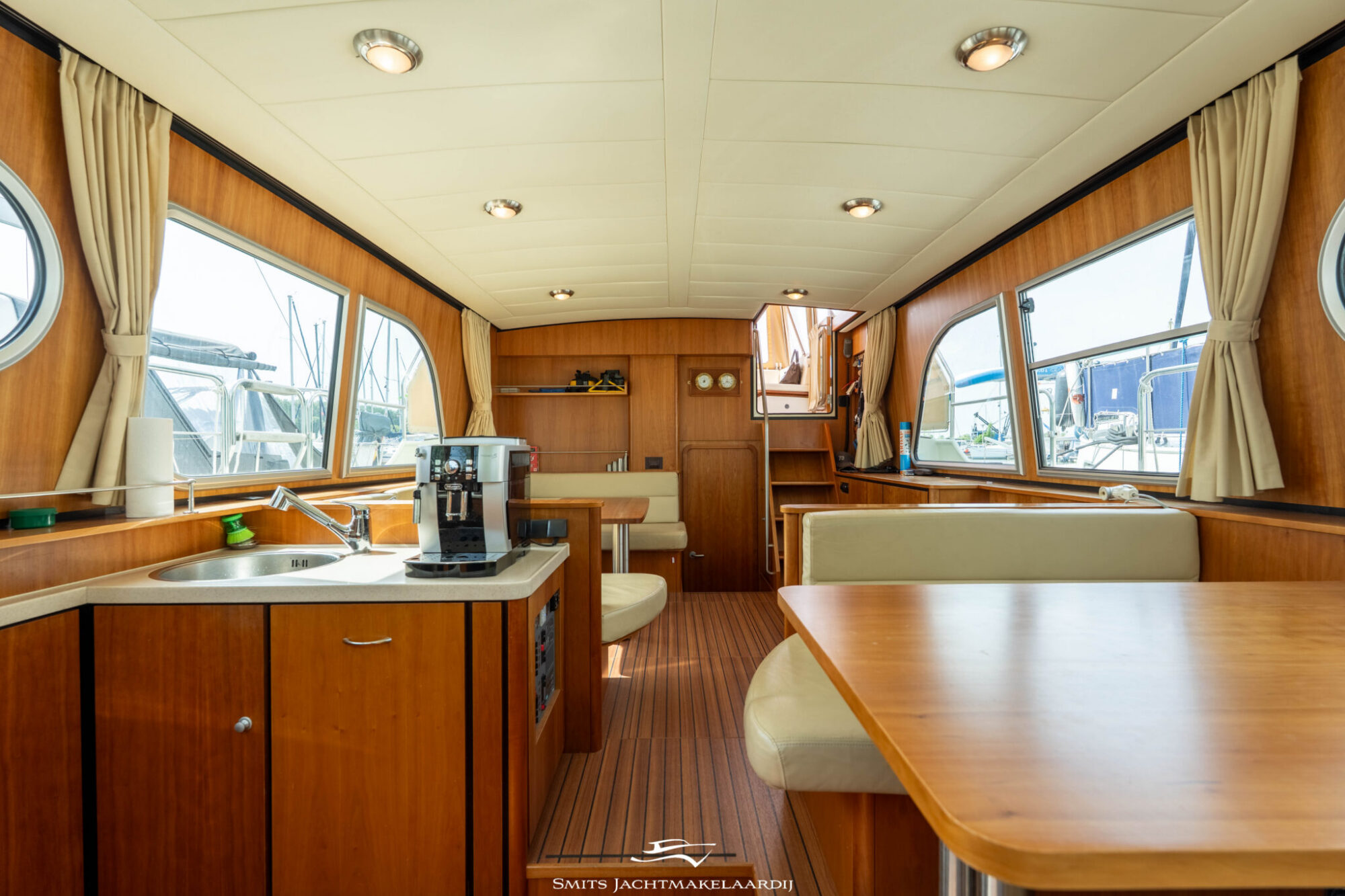 foto: 8 Linssen Linssen Grand Sturdy 43.9 AC