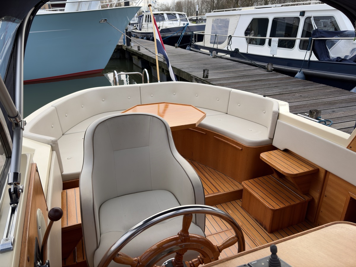 foto: 4 Antaris  Mk 825 