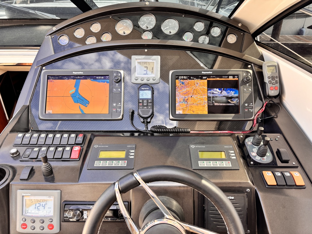 foto: 6 Sunseeker 55