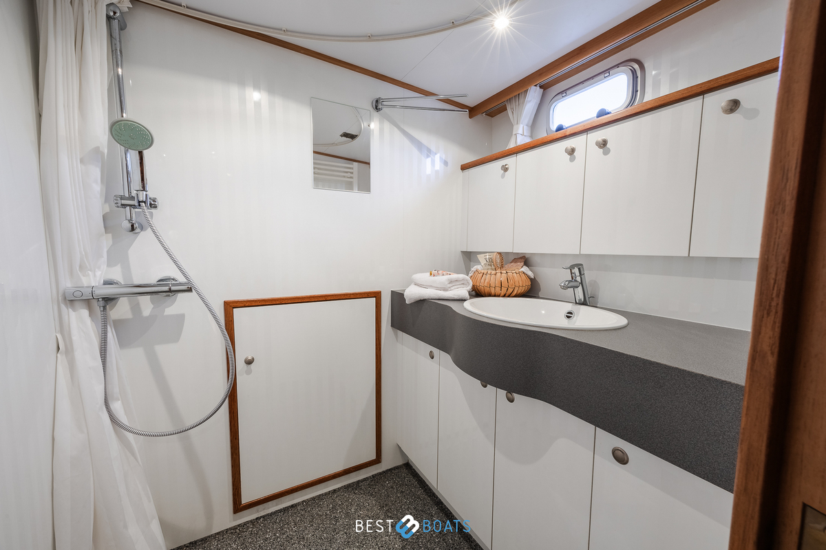 foto: 6 Linden Spitsgatkotter 13.70