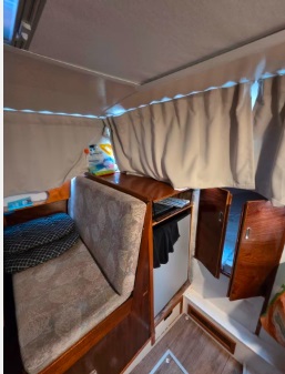 foto: 9 Motorschip  10,00