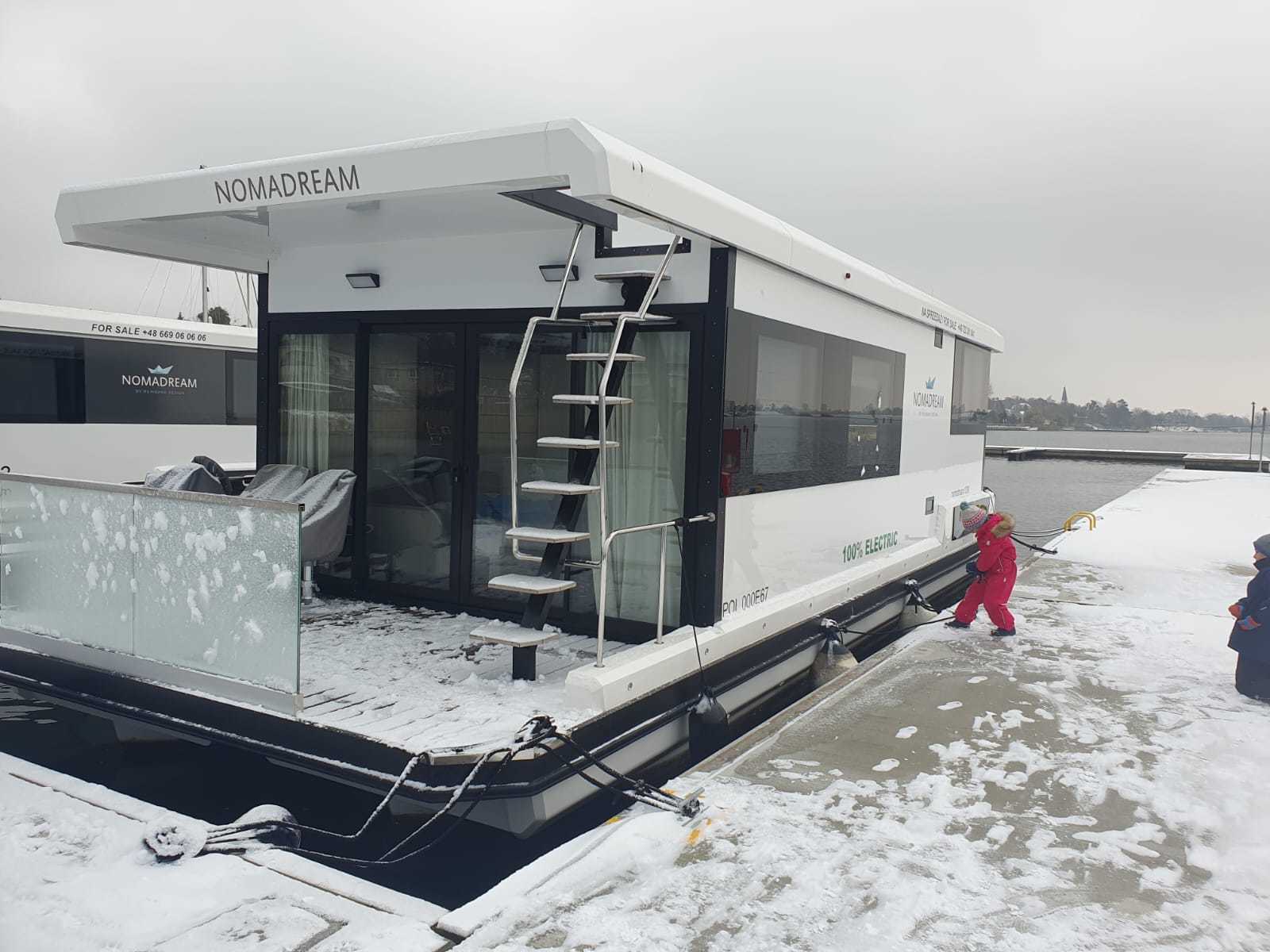 foto: 5 Nomadream Cat-House 1200 Double Decker Houseboat