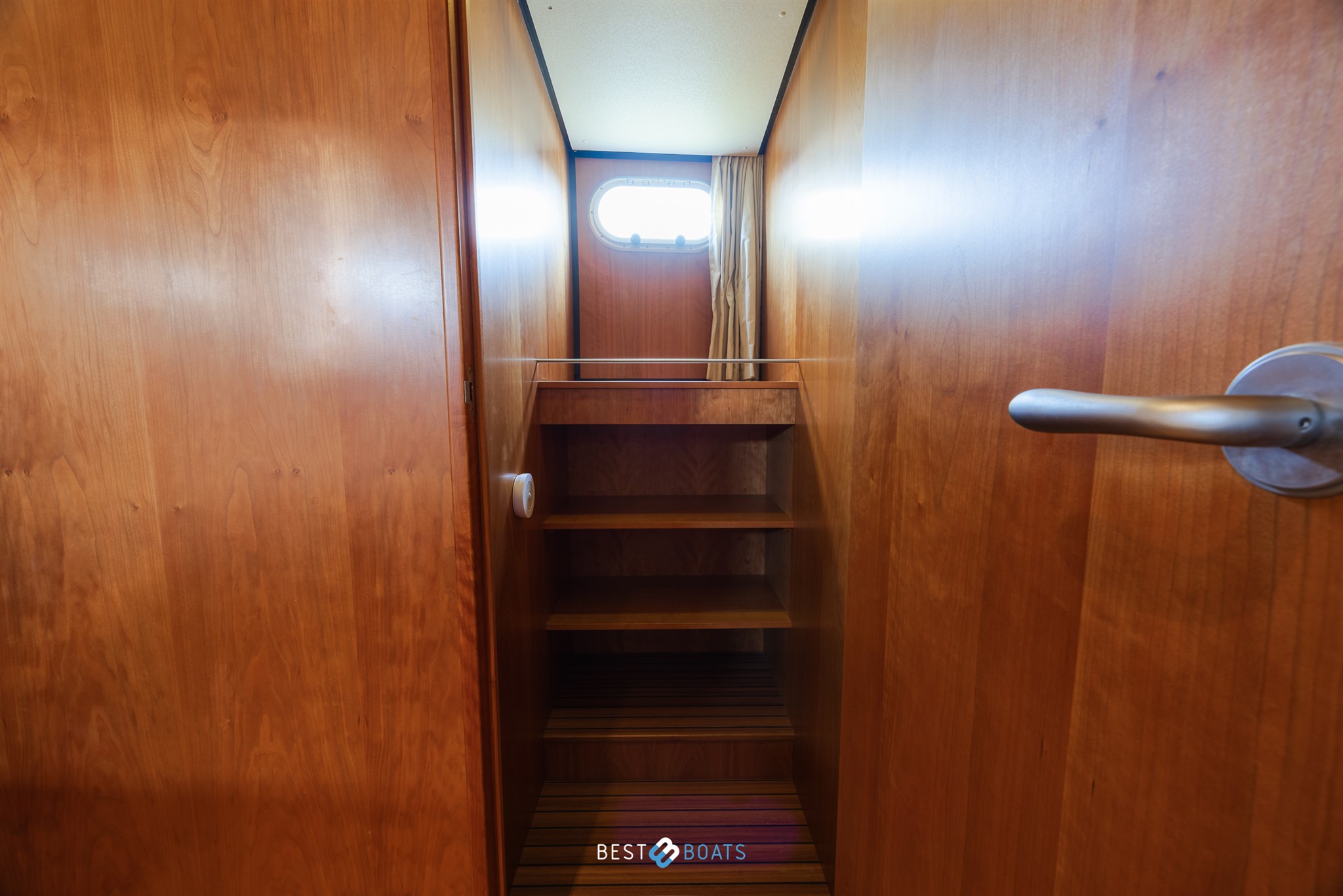 foto: 6 Linssen Grand Sturdy 40.9 AC