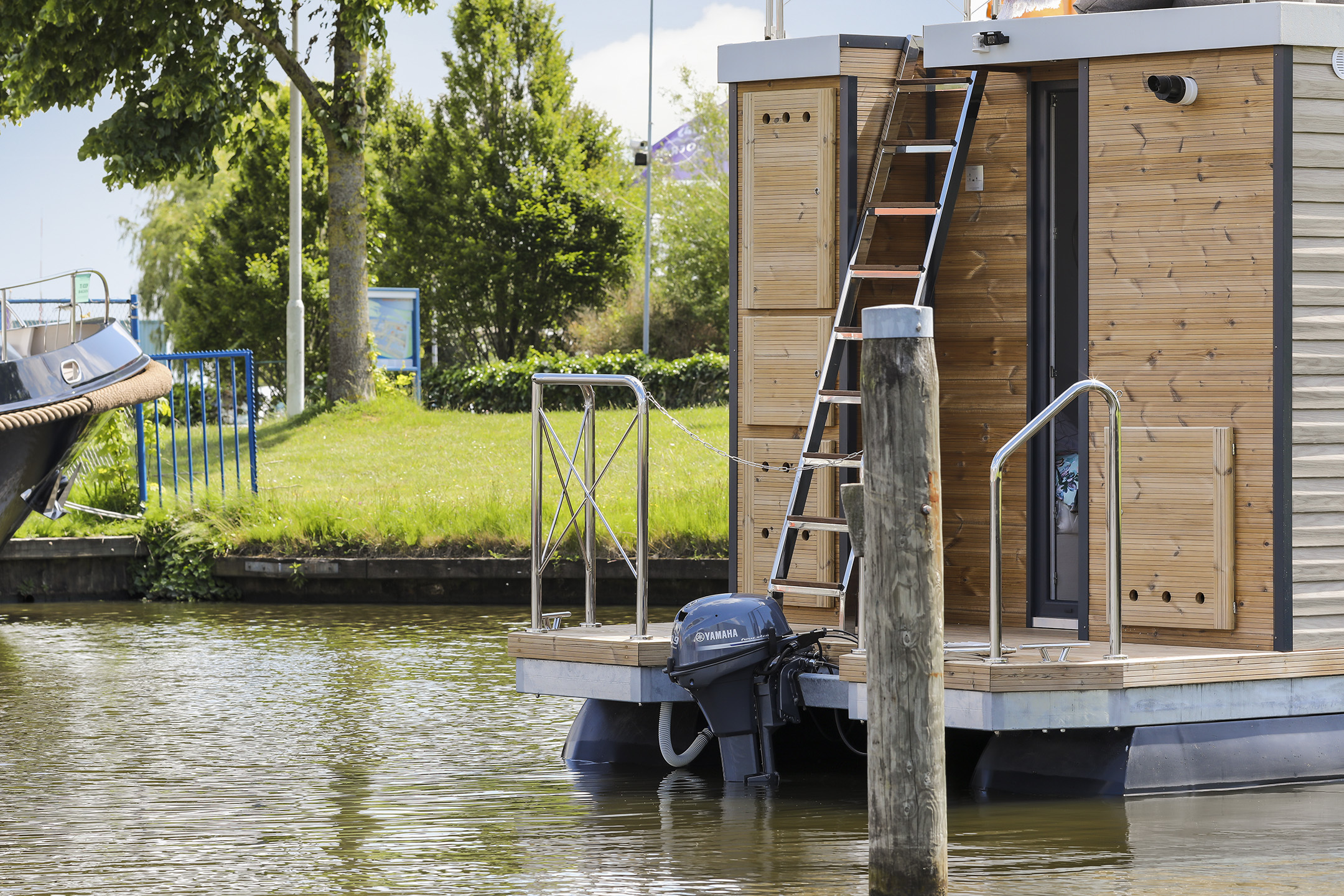 foto: 5 Campi 300 Houseboat
