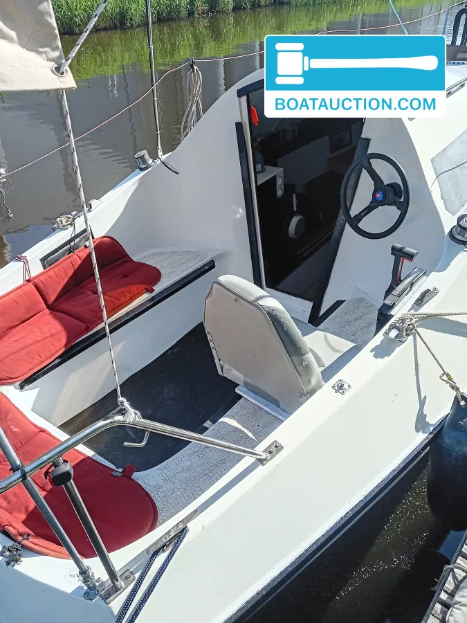 foto: 5 Marine Cox 750