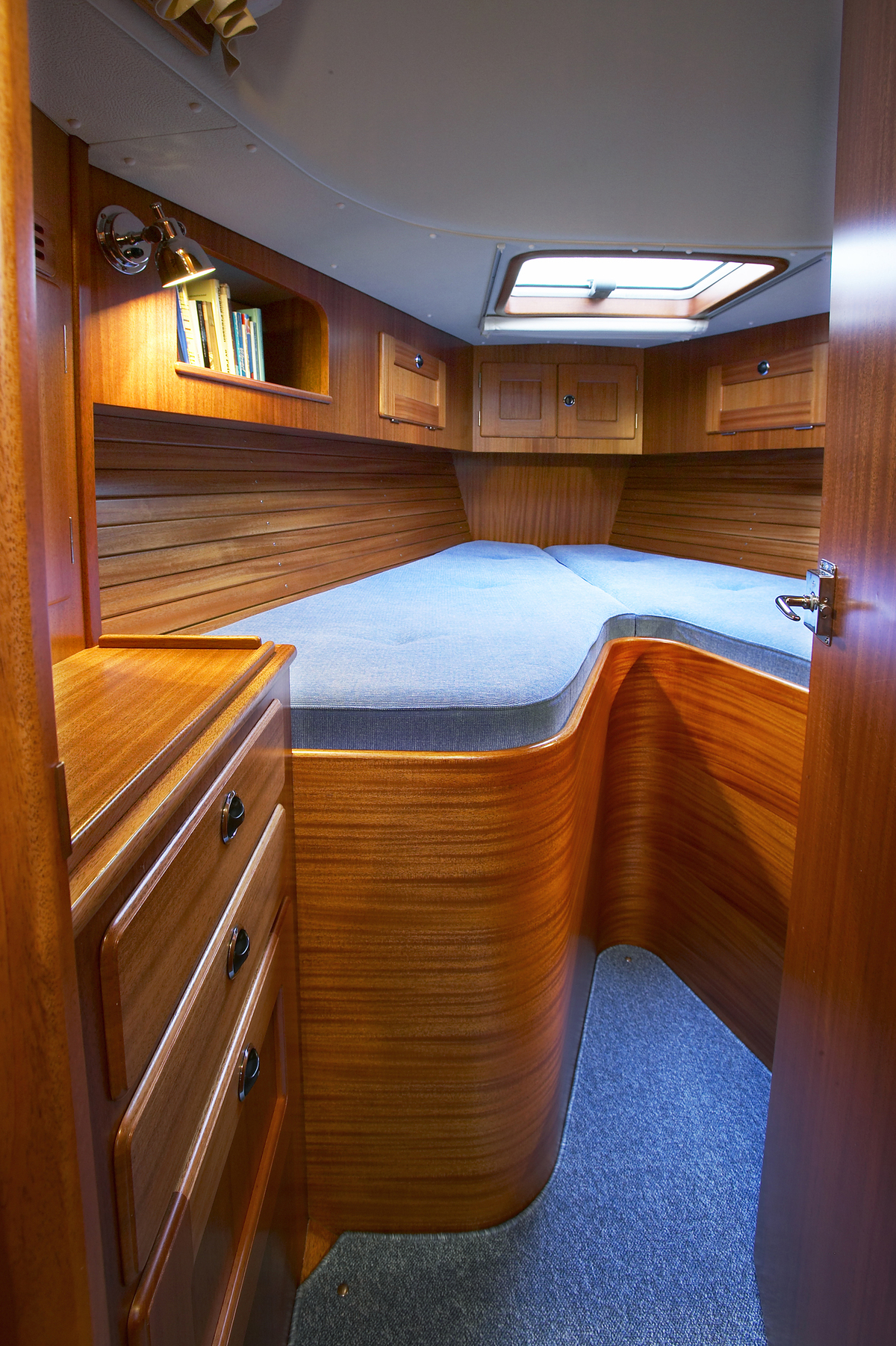 foto: 18 Hallberg Rassy 37
