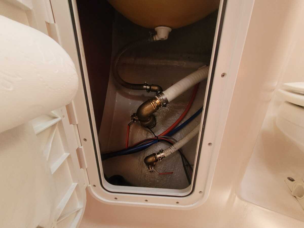 foto: 5 Bavaria 40-3