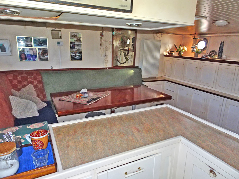 foto: 18 ex Rijkswaterstaat / Varend Woonschip 23.23, CBB Rijn