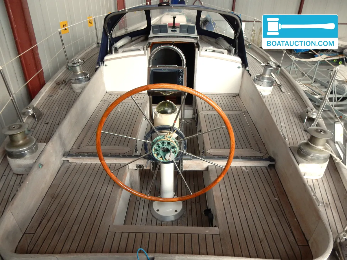 foto: 9 Frans Maas Hawk 42