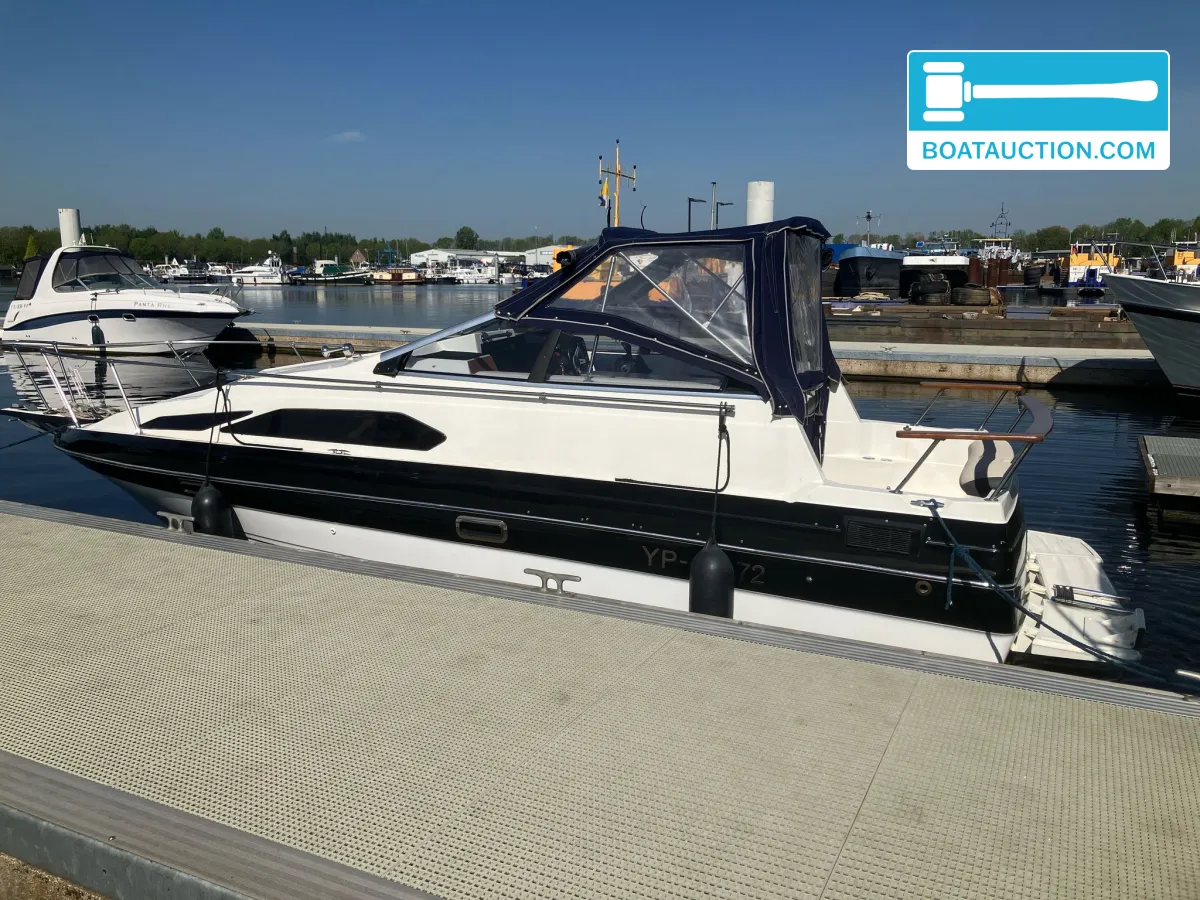 hoofdfoto: 1 Bayliner 2455 Ciera Sunbridge