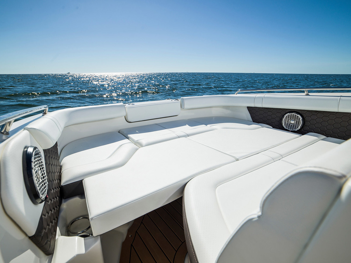 foto: 6 Sea Ray SDX 250 Outboard