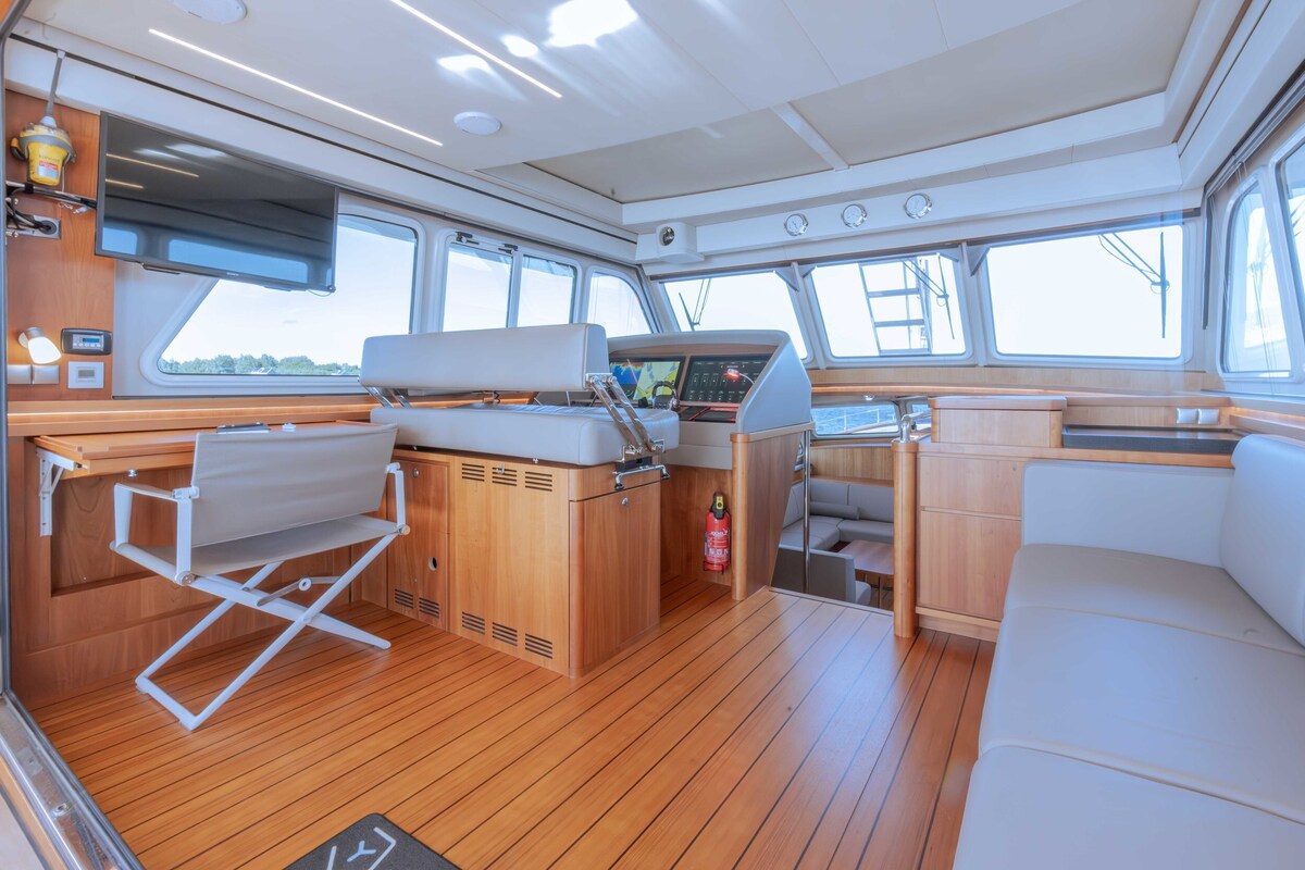 foto: 25 Linssen Grand Sturdy 590 AC Wheelhouse L-Class