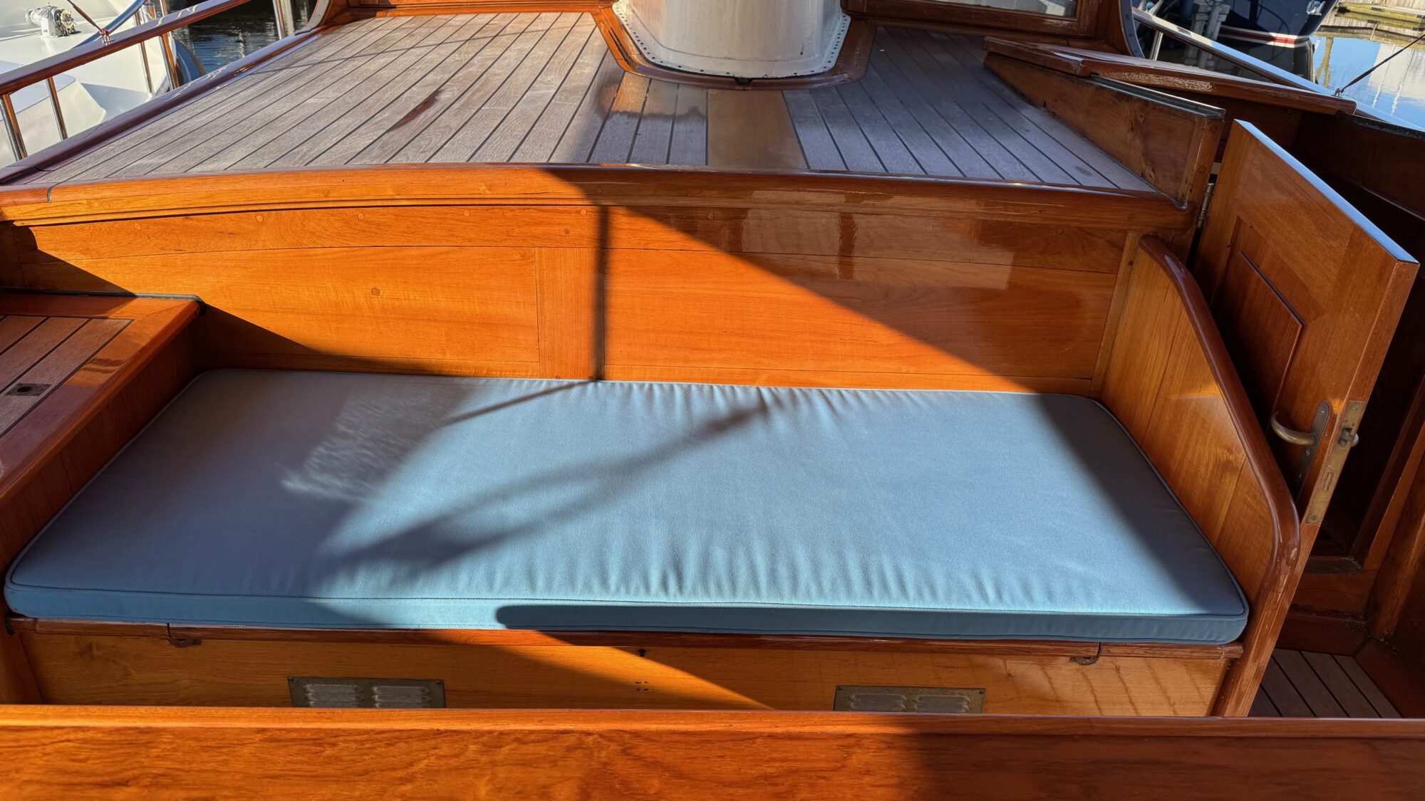 foto: 5 Silver Silver Rondspantkotter 19.44 VS